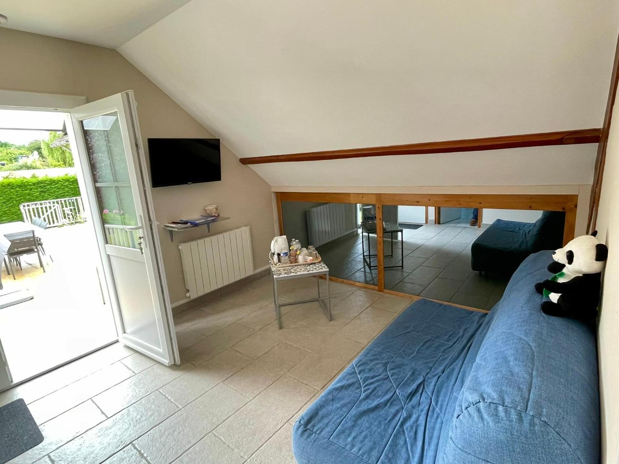 Au Nom Des Dames, Maison Et Table D'Hotes, Pres De Chenonceau Et Du Zoo De Beauval Faverolles-sur-Cher Номер фото
